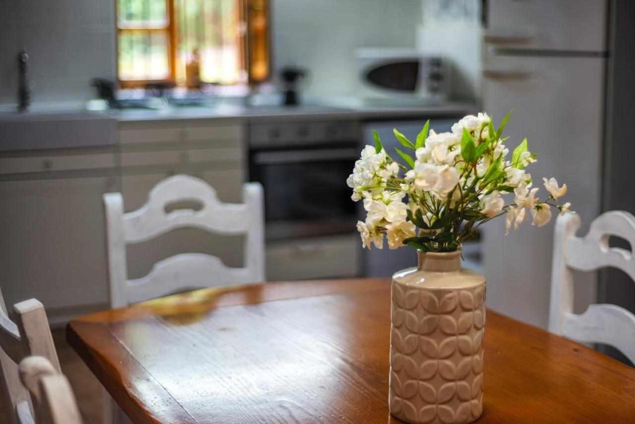 Casa Rural La Carrozal Senda Del Oso Orelleiru Eksteriør billede